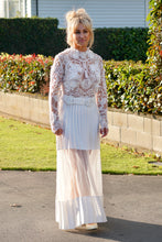 Load image into Gallery viewer, LEO LIN Transcencence Rose Lace Pleated Dress White