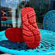 Load image into Gallery viewer, Hoka Bondi B3LS Marni Sneakers Red