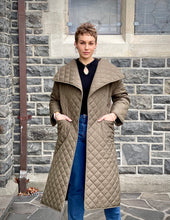 Load image into Gallery viewer, TOTEME Khaki Quilted Coat