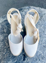 Load image into Gallery viewer, LA TRIBE Low Wedge Espadrille Crudo (Ecru)