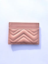 Load image into Gallery viewer, GUCCI Marmont Matelassé Card Holder Dusty Pink