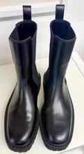 Load image into Gallery viewer, DRIES VAN NOTEN Chelsea Boot Black