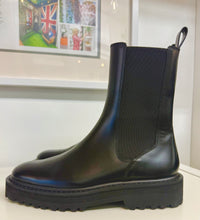 Load image into Gallery viewer, DRIES VAN NOTEN Chelsea Boot Black