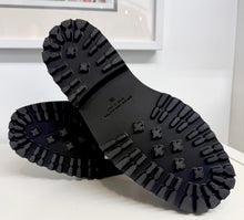Load image into Gallery viewer, DRIES VAN NOTEN Chelsea Boot Black