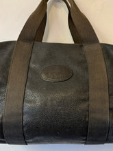 Load image into Gallery viewer, MULBERRY Clipper Scotch Grain Holdall Black