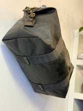 Load image into Gallery viewer, MULBERRY Clipper Scotch Grain Holdall Black