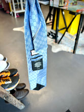 Load image into Gallery viewer, MENS GUCCI GG PATTERN SILK TIE SKY BLUE