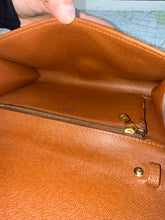 Load image into Gallery viewer, LOUIS VUITTON Bordeaux 24 Monogram