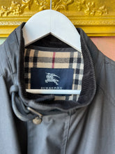 Load image into Gallery viewer, MENS BURBERRY WAX BELTED JACKET