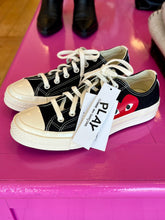 Load image into Gallery viewer, COMME DES GARÇONS PLAY X CONVERSE Chuck Taylor Low Black