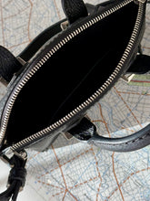 Load image into Gallery viewer, ALEXANDER MCQUEEN Legend Mini Crossbody Black