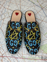 Load image into Gallery viewer, GUCCI Princetown Mules Gucci Ghost Print Black