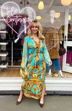 Load image into Gallery viewer, BOTTEGA VENETA Mini Jodie Gold