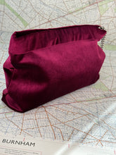 Load image into Gallery viewer, ZARA Velvet Clutch
