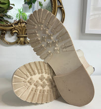 Load image into Gallery viewer, DEADLY PONIES Kaze Boot Cream