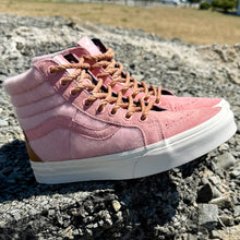 Load image into Gallery viewer, VANS Sk8 Hi Year Of The Horse Pink