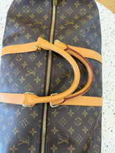 Load image into Gallery viewer, LOUIS VUITTON Keepall 55 Monogram
