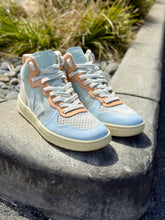 Load image into Gallery viewer, VEJA V15 Suede Hi Top Jade White Multico