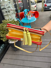 Load image into Gallery viewer, THE VOLON Leather Handbag