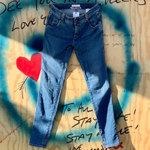 Load image into Gallery viewer, SEE BY CHLOE SUPER SKINNY JEAN