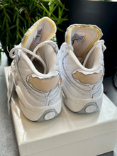 Load image into Gallery viewer, REEBOK x MAISON MARGIELA Question Mid Memory Of Basketball Shoes