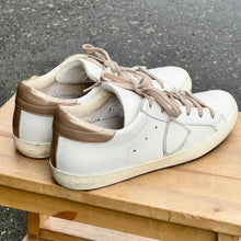 Load image into Gallery viewer, PHILIPPE MODEL PARIS LOW-TOP SNEAKERS